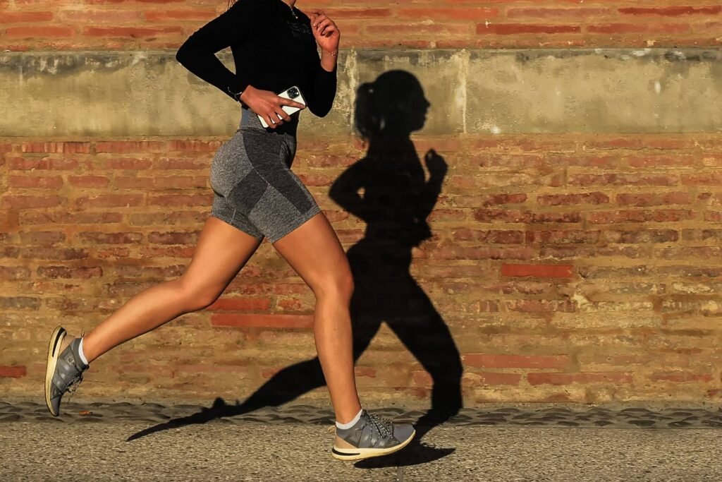 industria do bem estar nao tem cabimento - mulher correndo