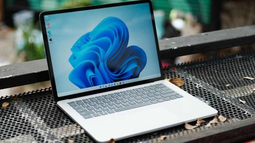 Governo da França vai trocar uso de Windows por sistemas com Linux